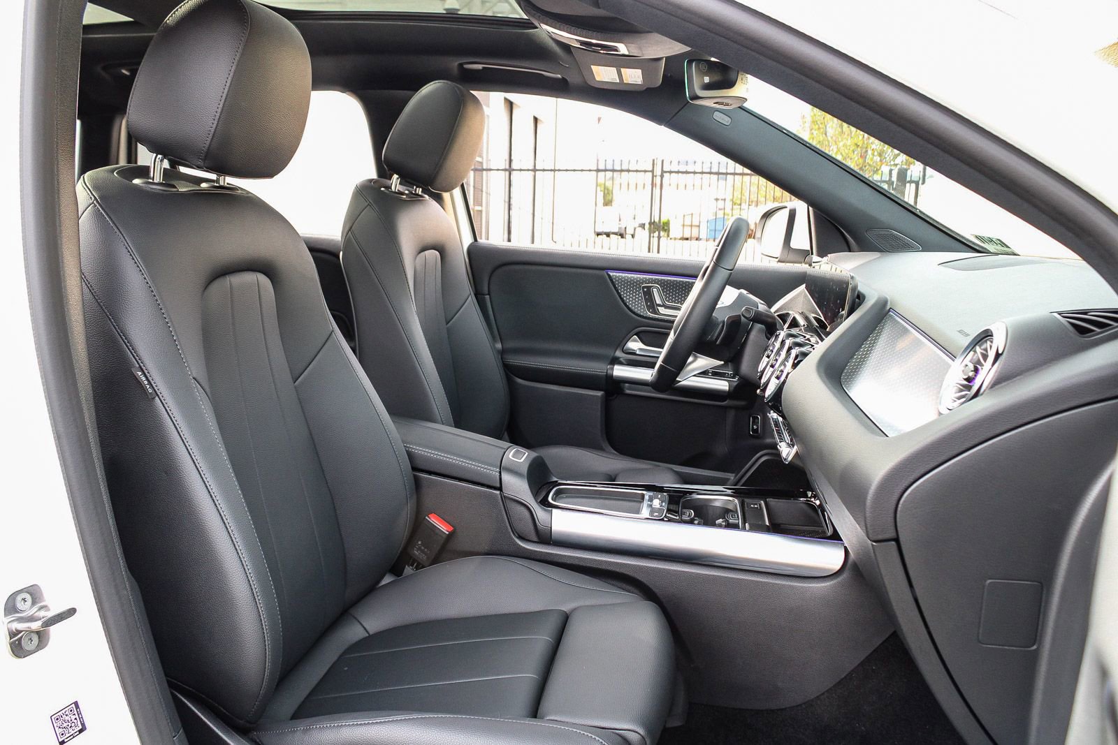 Certified 2025 Mercedes-Benz GLA 250 4MATIC image 19