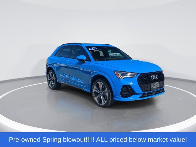 Used 2021 Audi Q3 2.0T Premium Plus w/ Premium Plus Package AWD/4WD image 2
