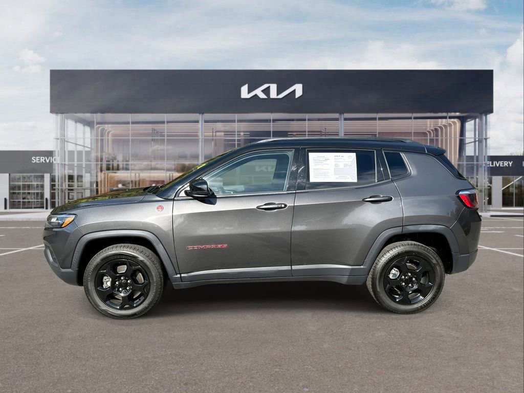 Used 2023 Jeep Compass Trailhawk image 5