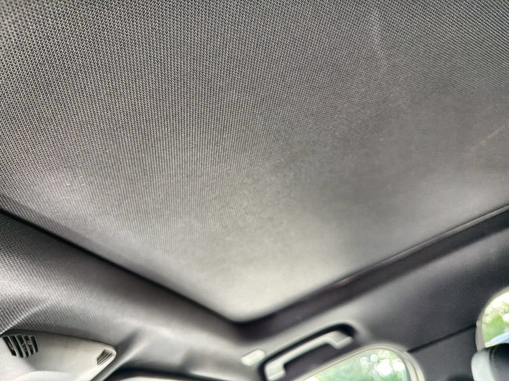 Used 2025 BMW X1 xDrive28i AWD/4WD image 16