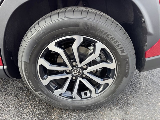 Certified 2026 Toyota Corolla Cross SE image 11