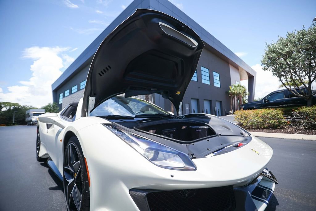 Certified 2020 Ferrari 488 Pista Spider RWD image 28