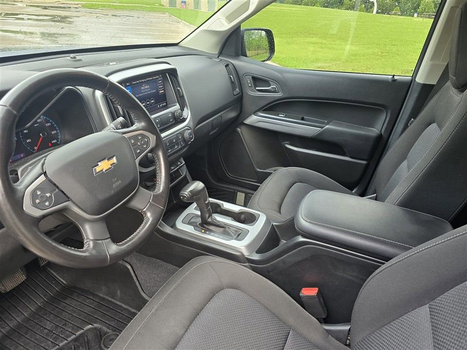 Used 2020 Chevrolet Colorado LT w/ Colorado RST Special Edition RWD image 12