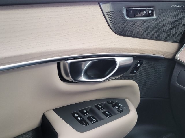 New 2026 Volvo XC90 B6 Ultra w/ Protection Package AWD/4WD image 26
