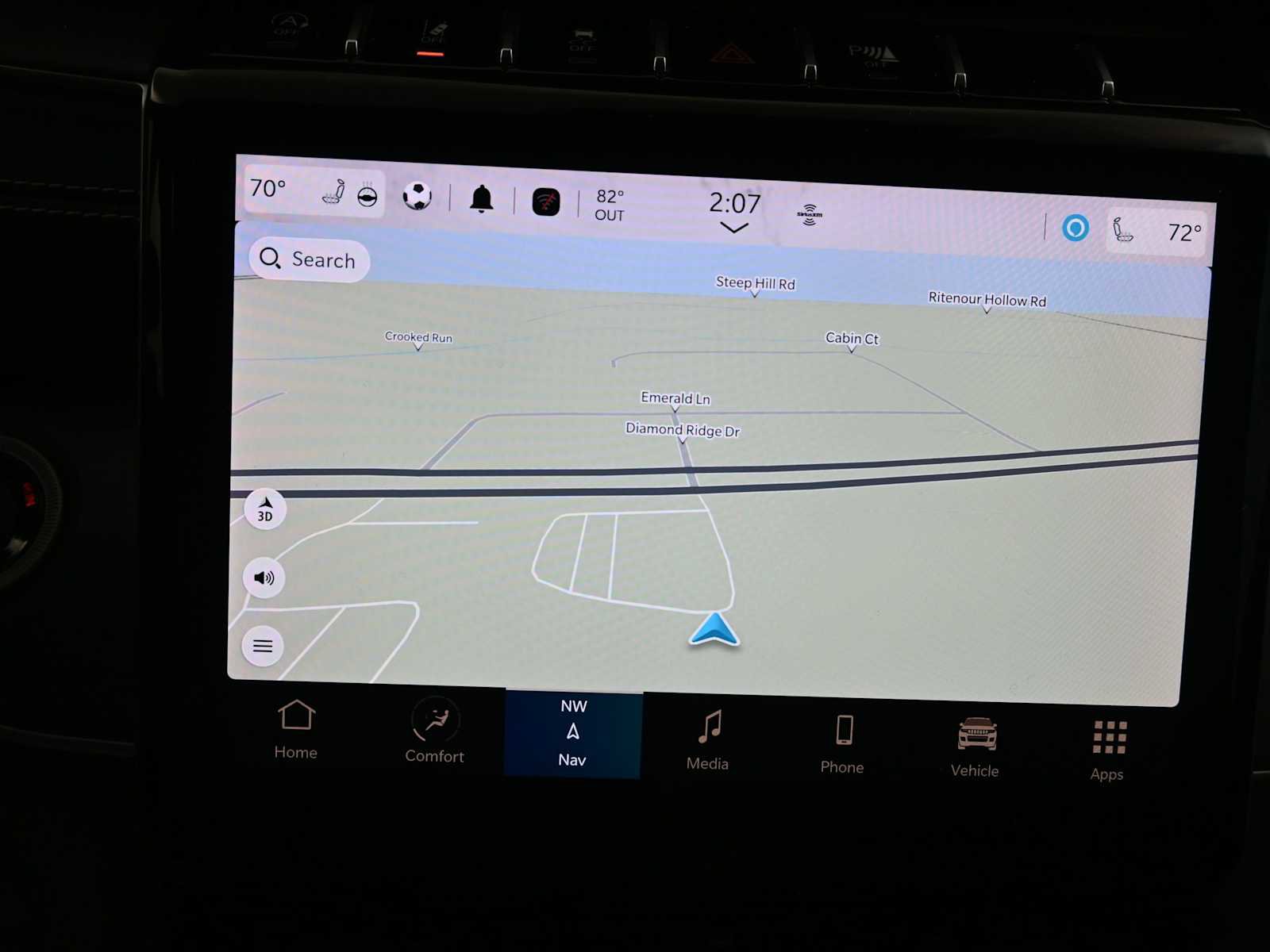 Used 2023 Jeep Grand Cherokee Limited w/ Black Appearance Package image 23