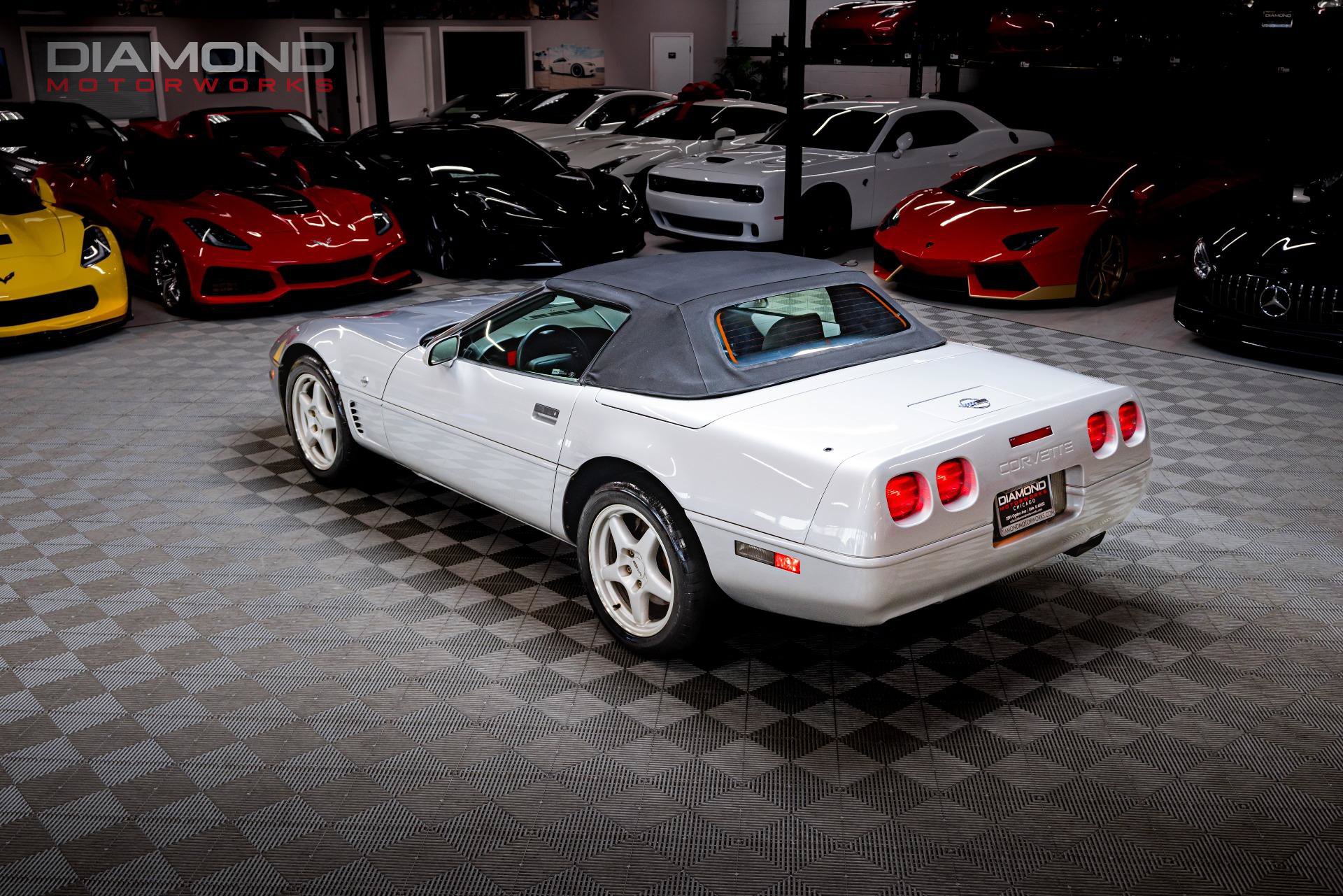Used 1996 Chevrolet Corvette Convertible RWD image 2