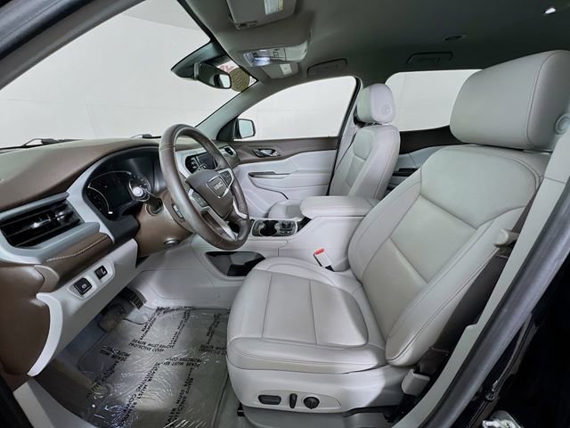 Used 2023 GMC Acadia SLT w/ Preferred Package image 10