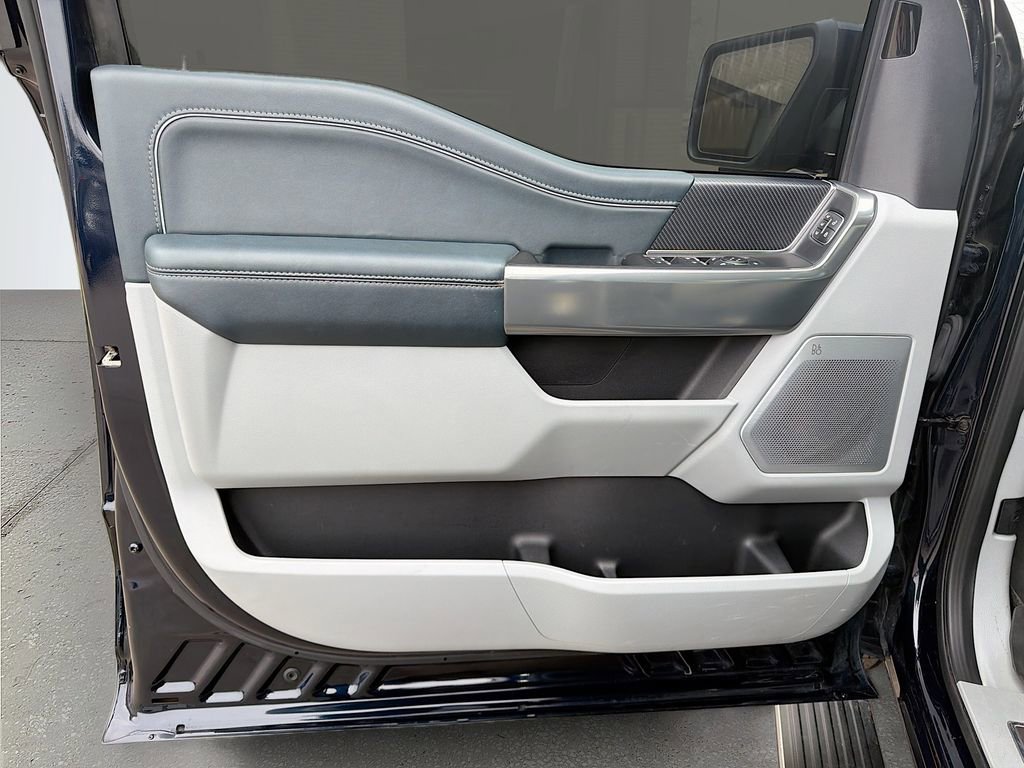 Used 2023 Ford F150 Limited image 23