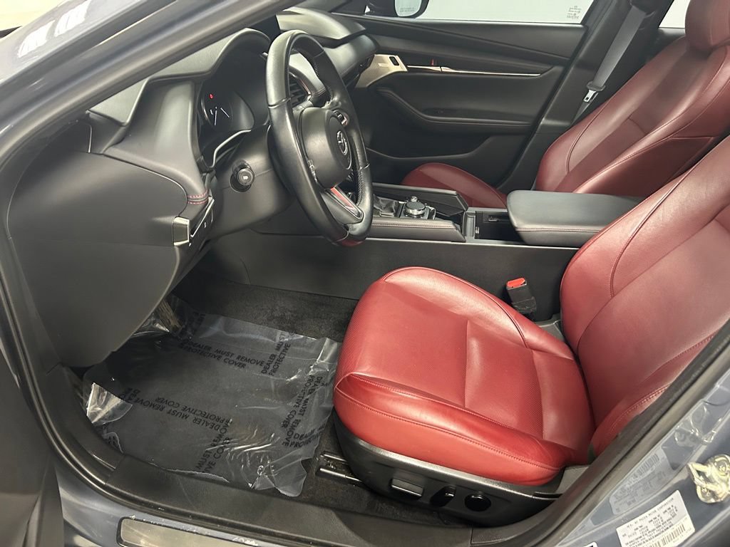 Used 2023 MAZDA MAZDA3 s FWD image 12