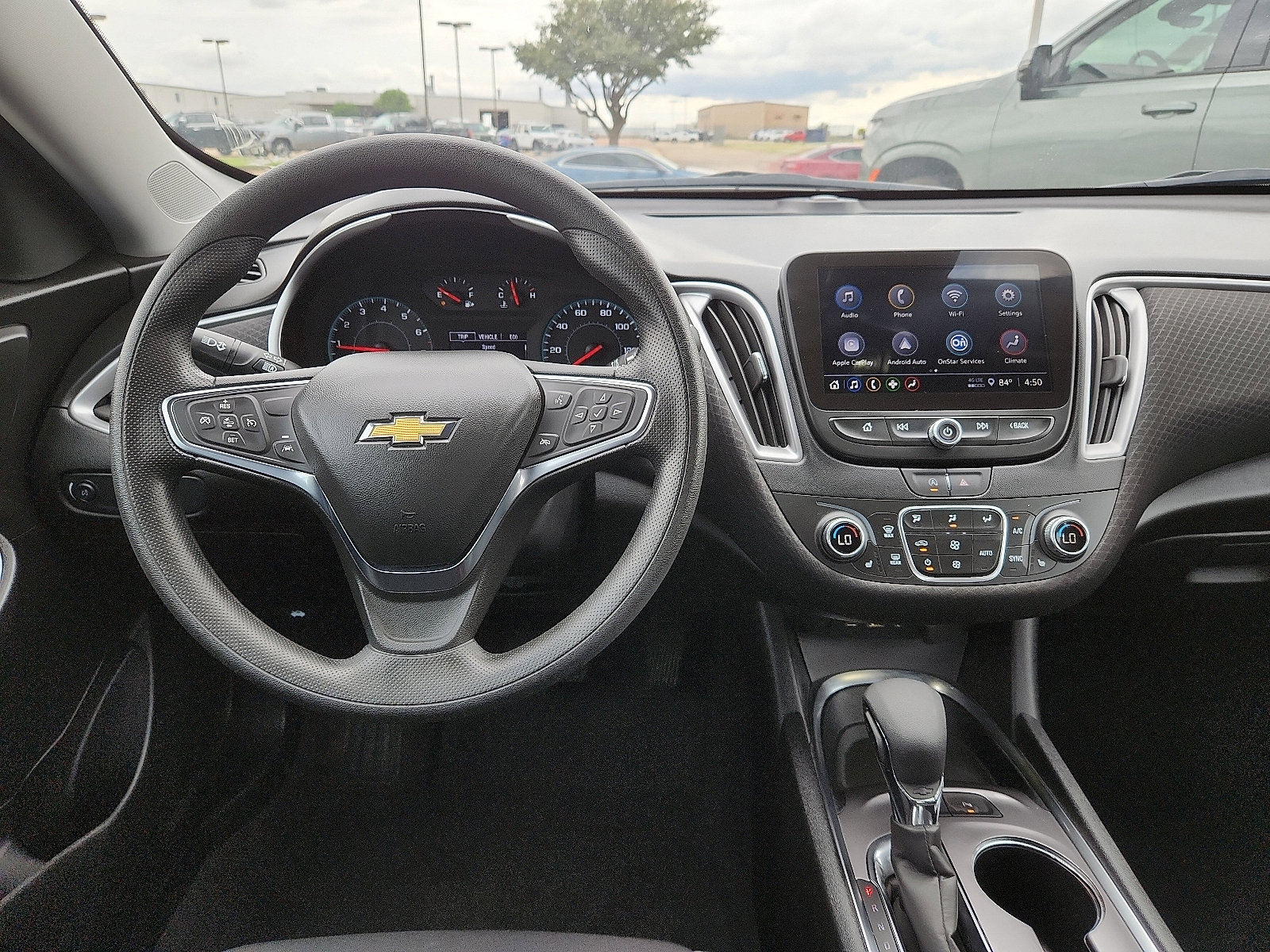 Used 2025 Chevrolet Malibu LT image 9