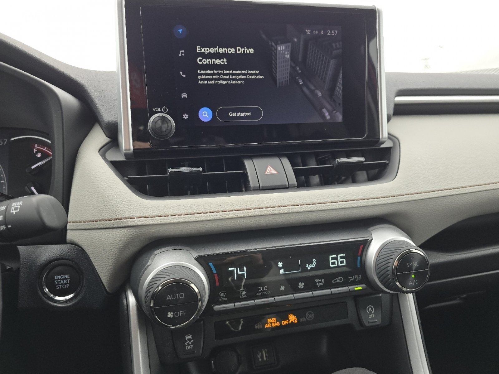 Used 2023 Toyota RAV4 XLE AWD/4WD image 30