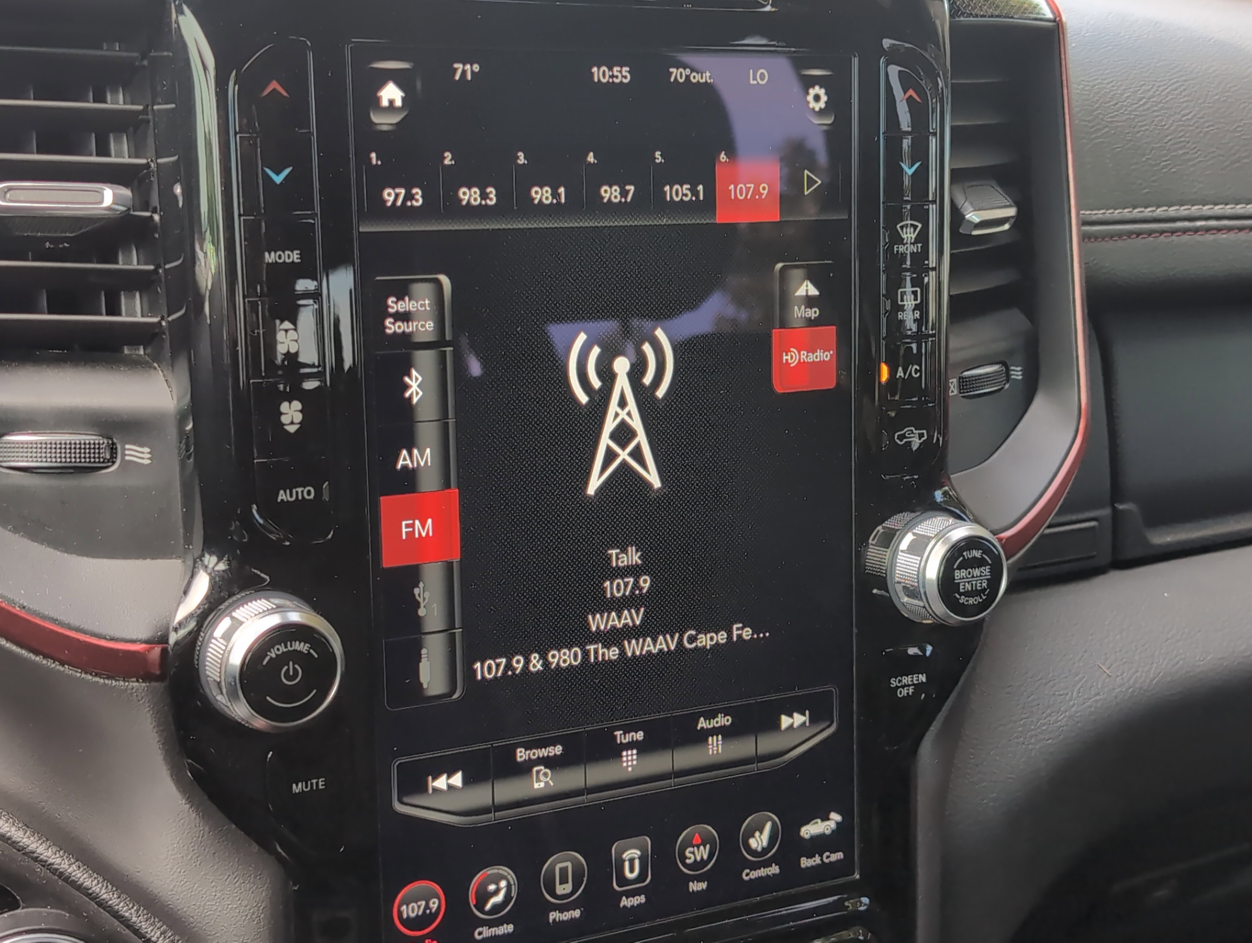 Used 2019 RAM 1500 Rebel w/ Rebel Level 2 Equipment Group AWD/4WD image 23