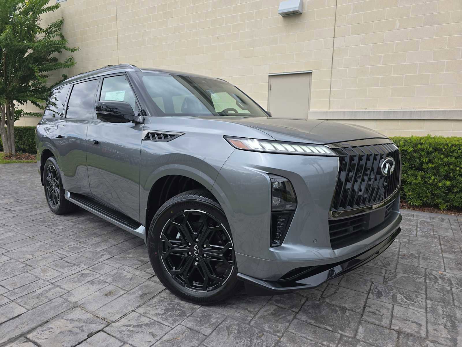 New 2026 INFINITI QX80 4WD w/ Sport Exterior Package image 29