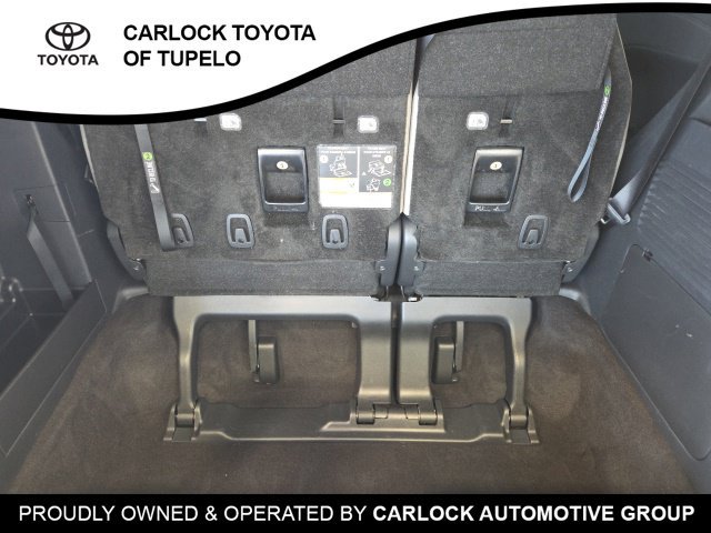 Used 2026 Toyota Sienna LE FWD image 19