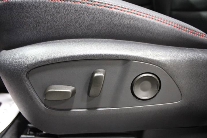 Used 2024 Chevrolet Traverse RS w/ LPO, Floor Liner Package image 22