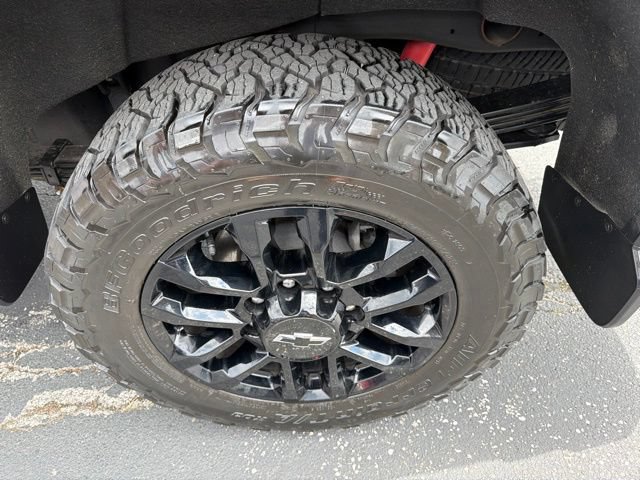 Certified 2025 Chevrolet Silverado 2500 LTZ w/ Trail Boss Package AWD/4WD image 9