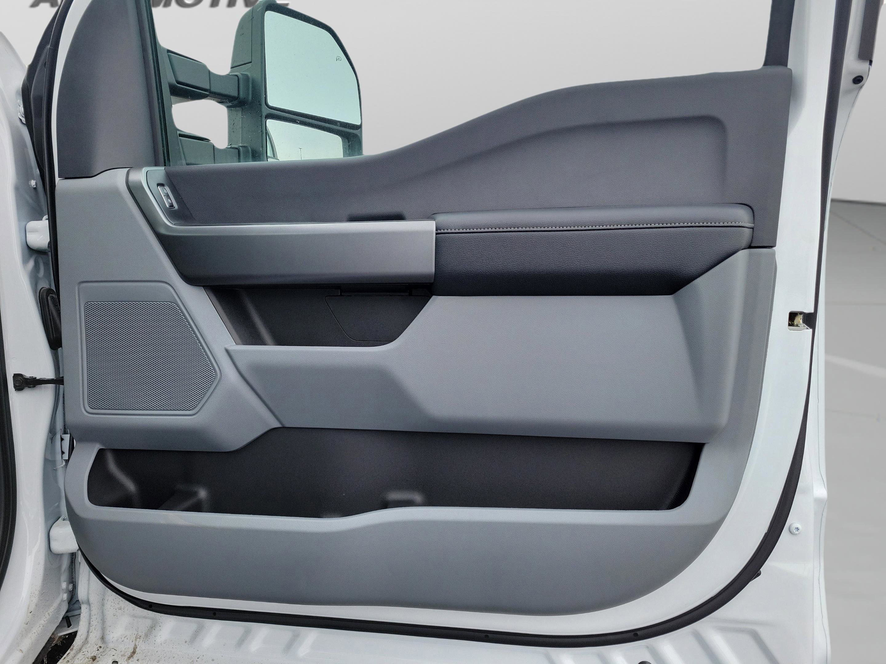 New 2026 Ford F250 XL w/ STX Appearance Package image 28