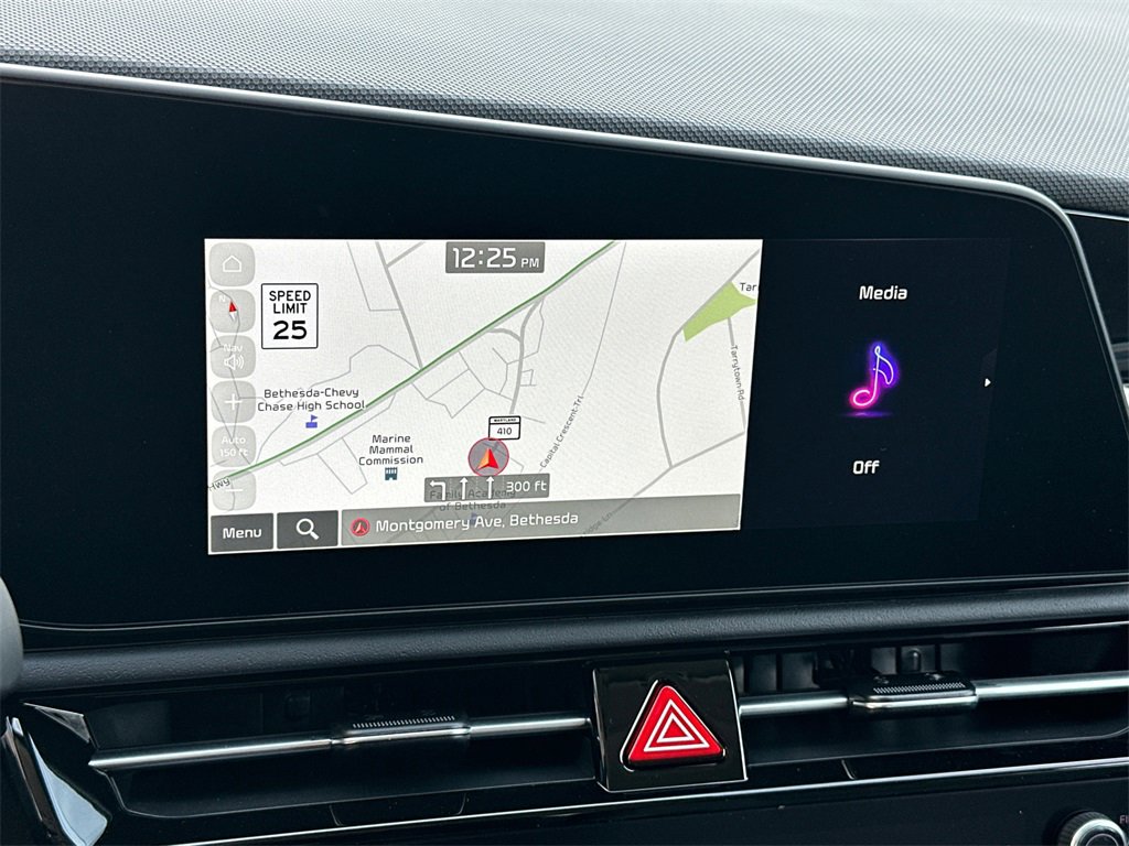 New 2025 Kia Niro Wind image 19