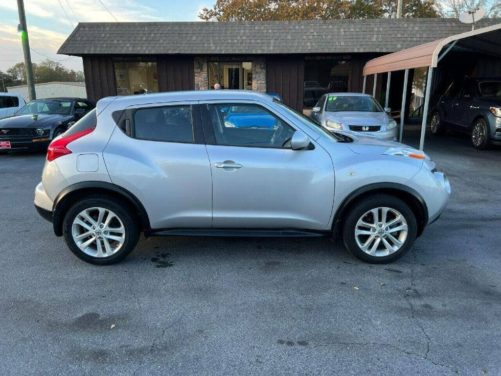 Used 2014 Nissan Juke S FWD image 13