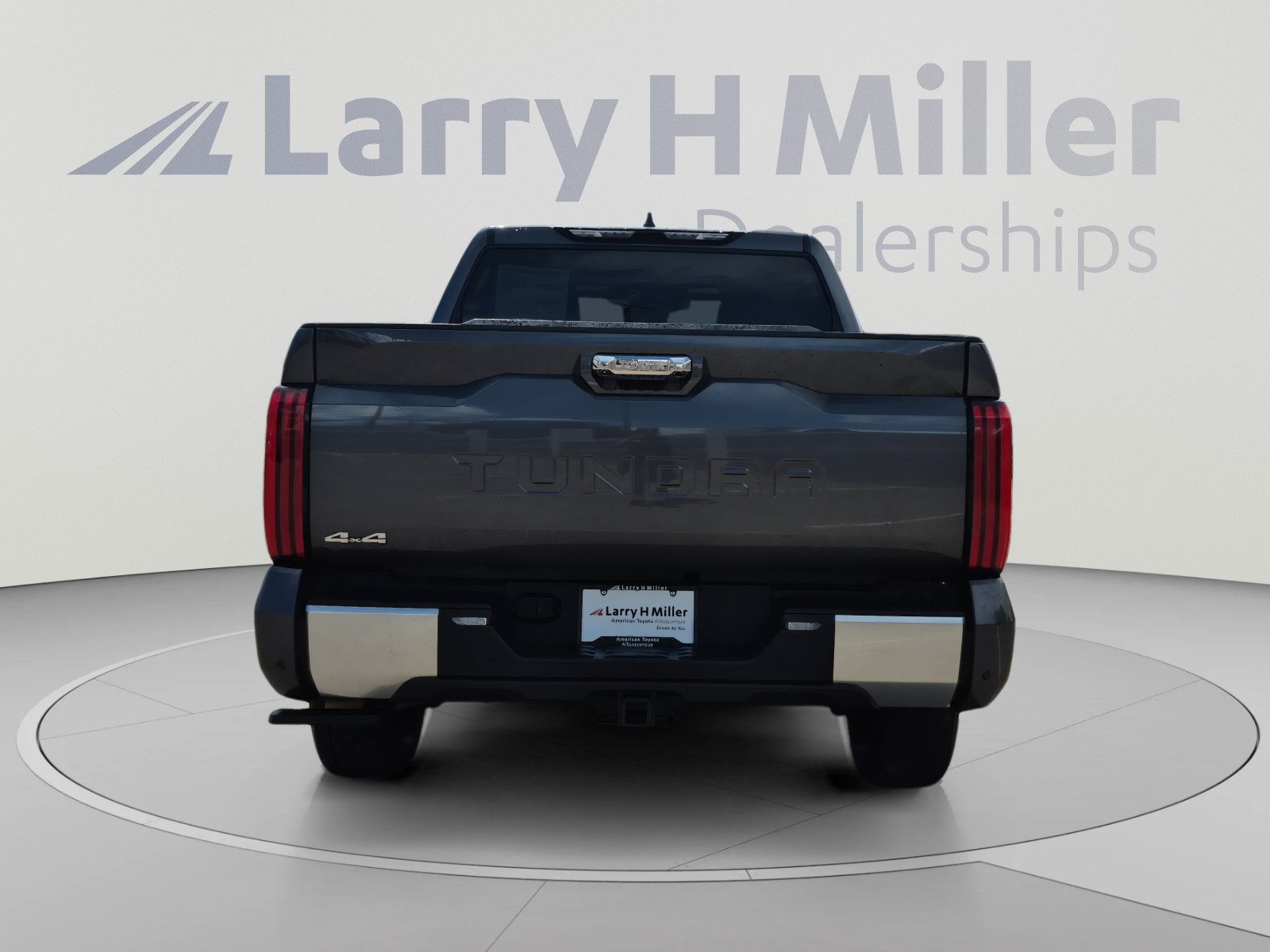 Certified 2025 Toyota Tundra Limited AWD/4WD image 4