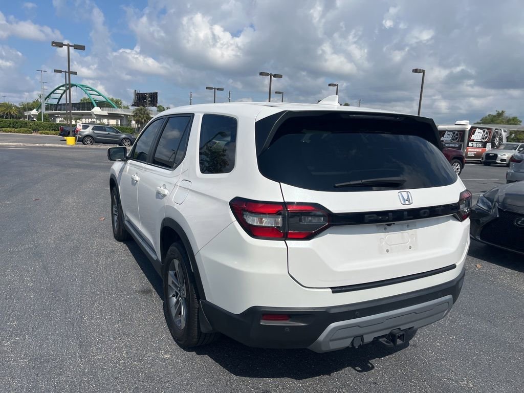 Used 2023 Honda Pilot EX-L image 5