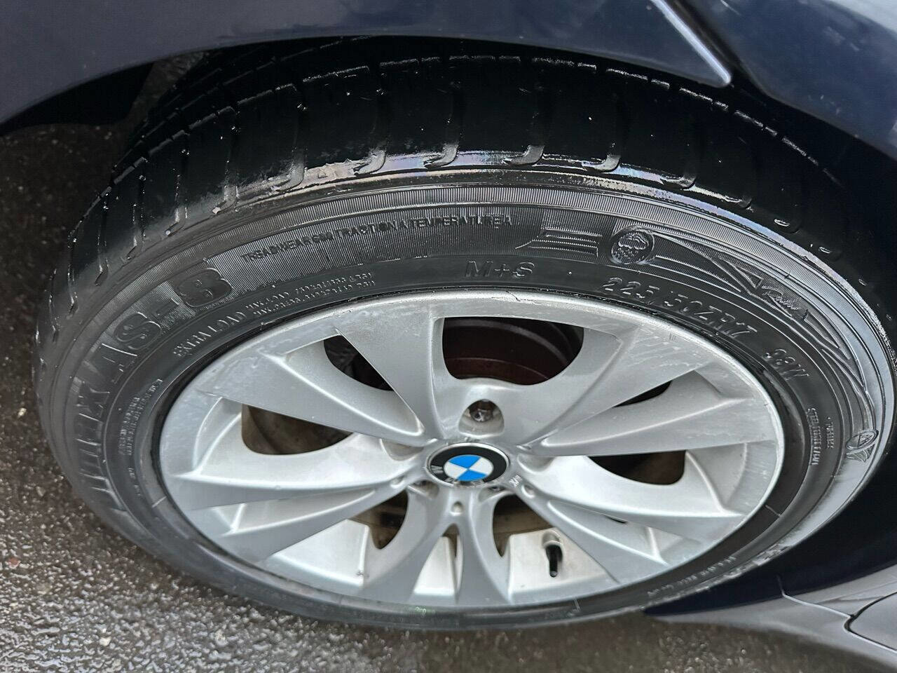 Used 2010 BMW 535i xDrive Sedan image 24