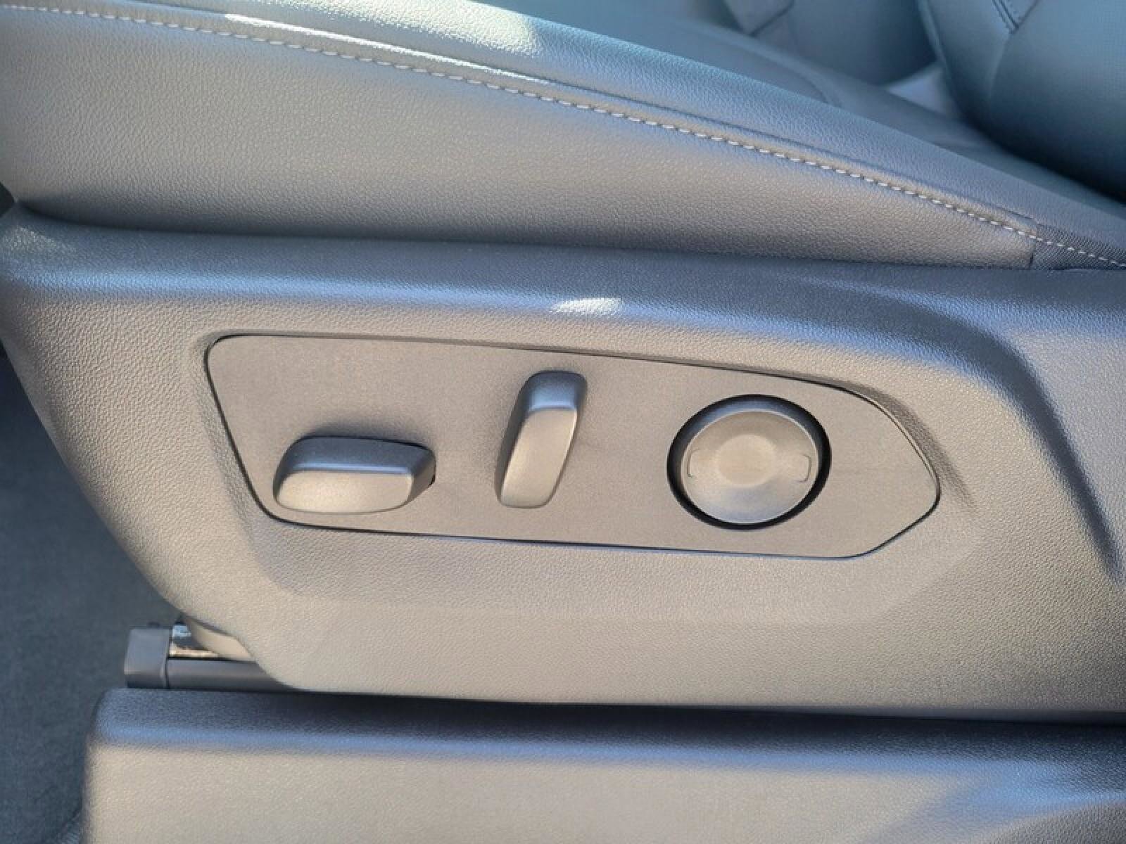 New 2026 GMC Sierra 1500 SLT w/ SLT Premium Plus Package image 27