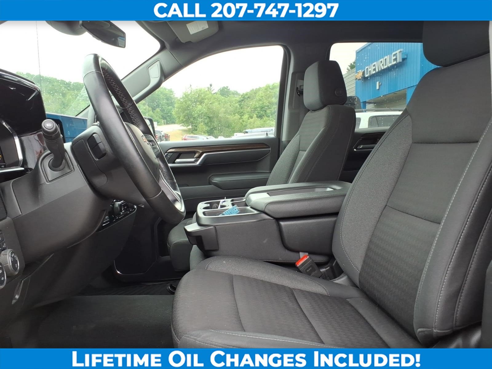 Used 2025 Chevrolet Silverado 1500 LT AWD/4WD image 13