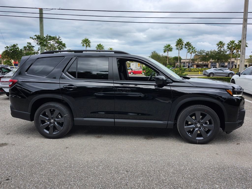 New 2026 Honda Pilot Sport image 8