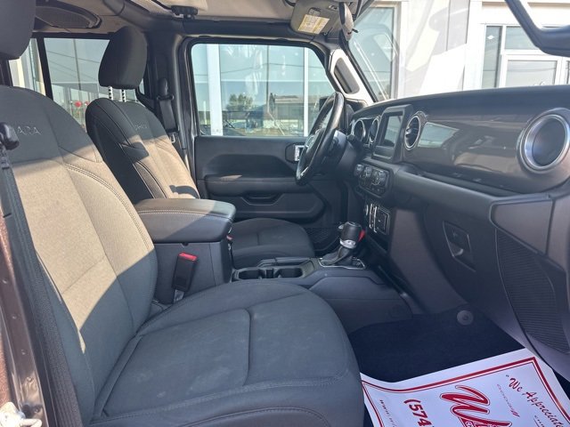 Used 2021 Jeep Wrangler Unlimited Sahara w/ Cold Weather Group image 23