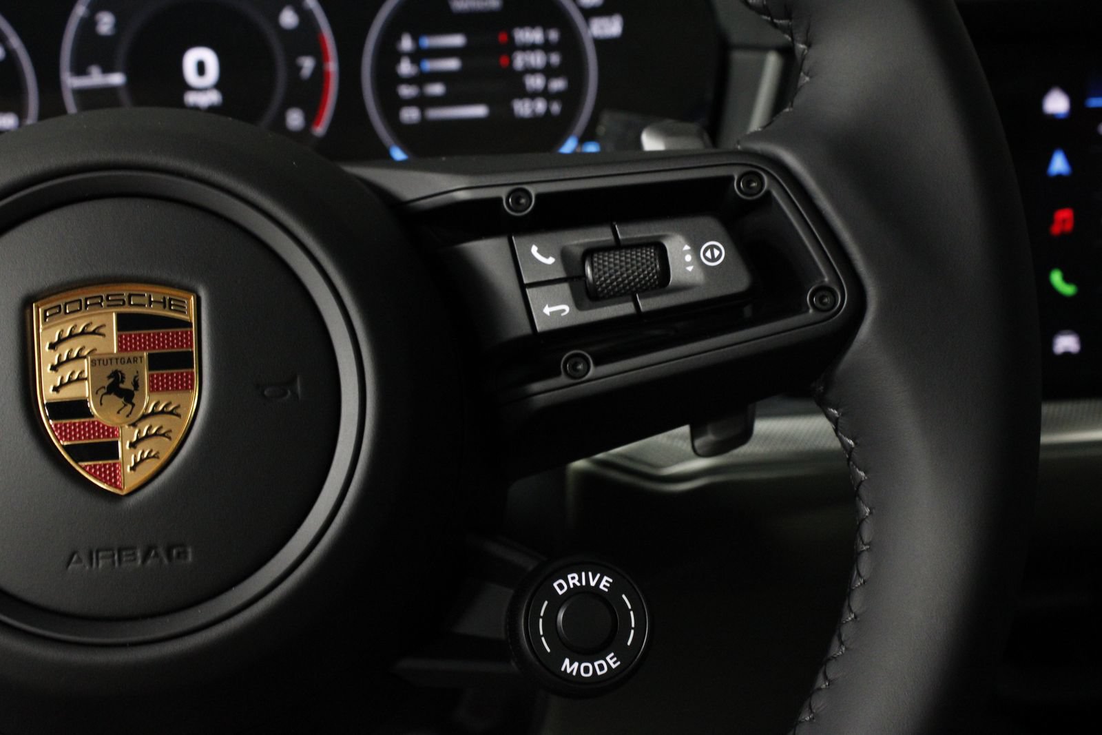 New 2026 Porsche Cayenne Coupe AWD/4WD image 28
