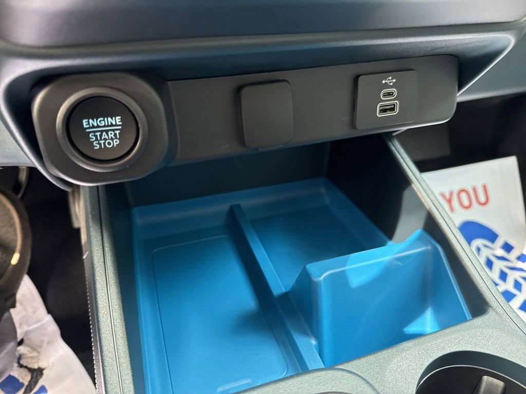 New 2025 Ford Maverick XLT w/ XLT Luxury Package image 33