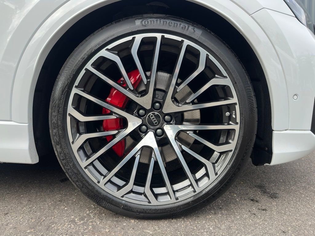 New 2026 Audi SQ8 Prestige AWD/4WD image 9