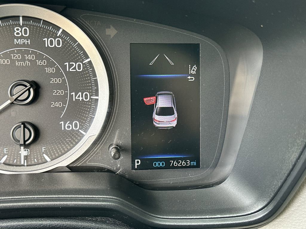 Used 2022 Toyota Corolla LE FWD image 27