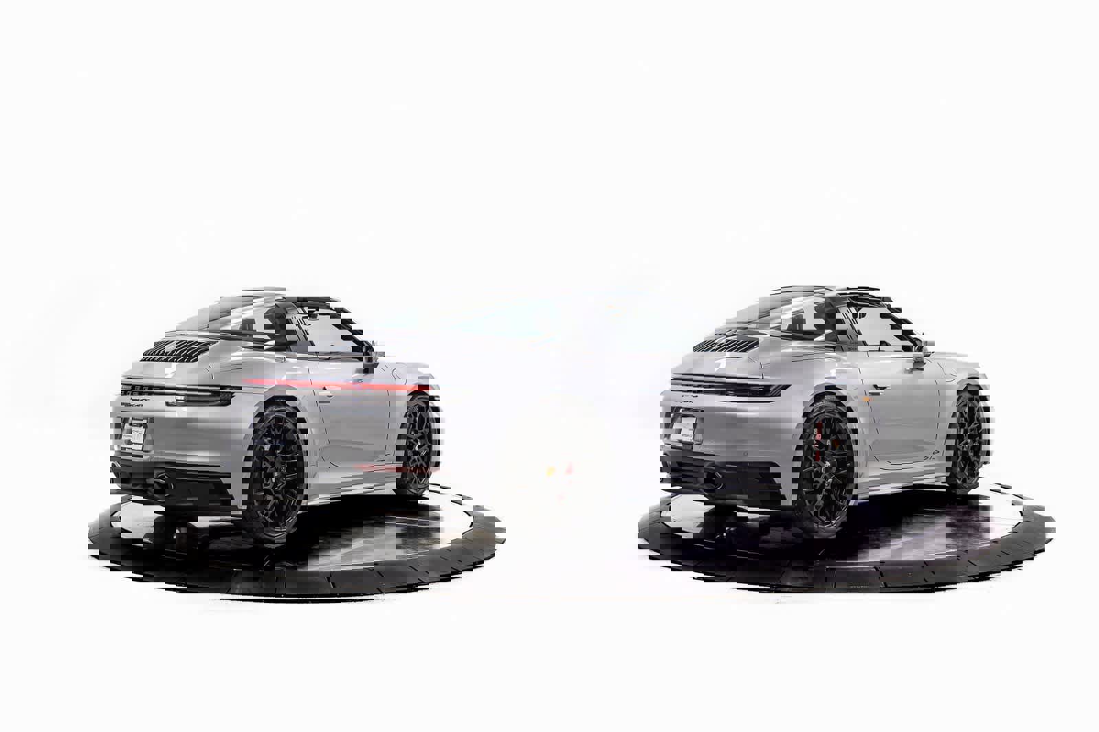 Used 2024 Porsche 911 Targa 4 GTS image 7