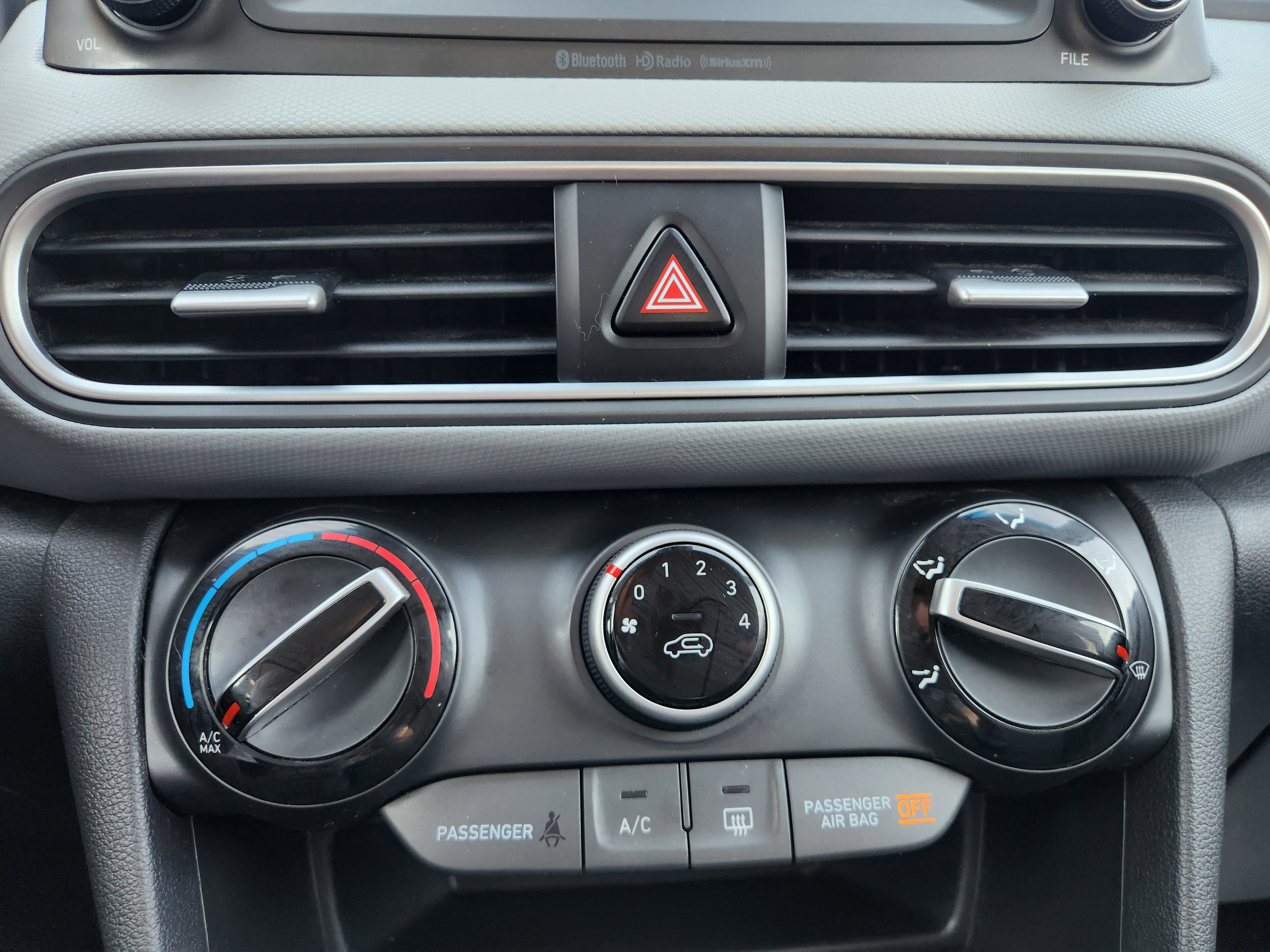 Used 2021 Hyundai Kona SEL image 11