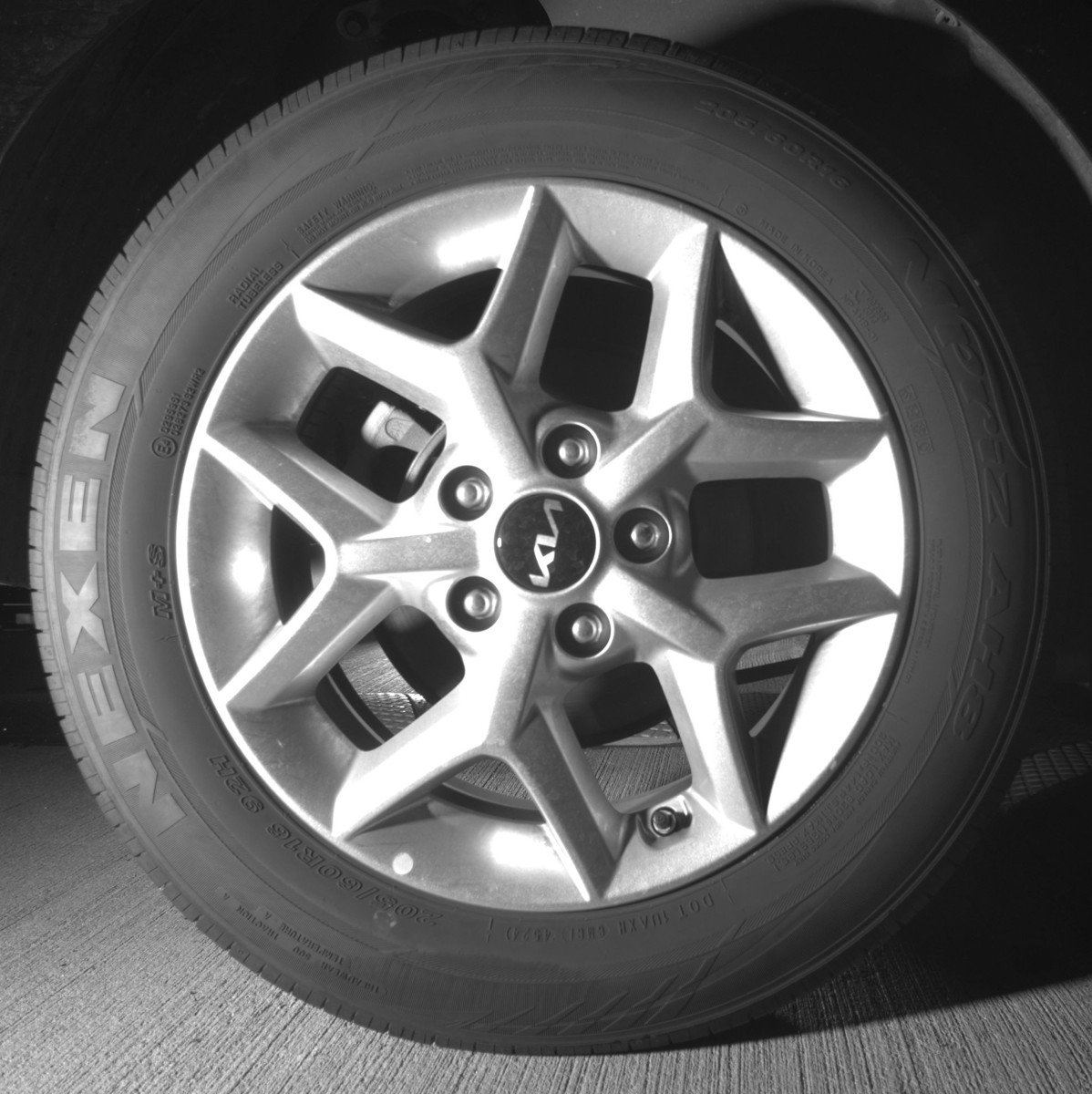 Used 2025 Kia Soul LX w/ LX Technology Package image 15