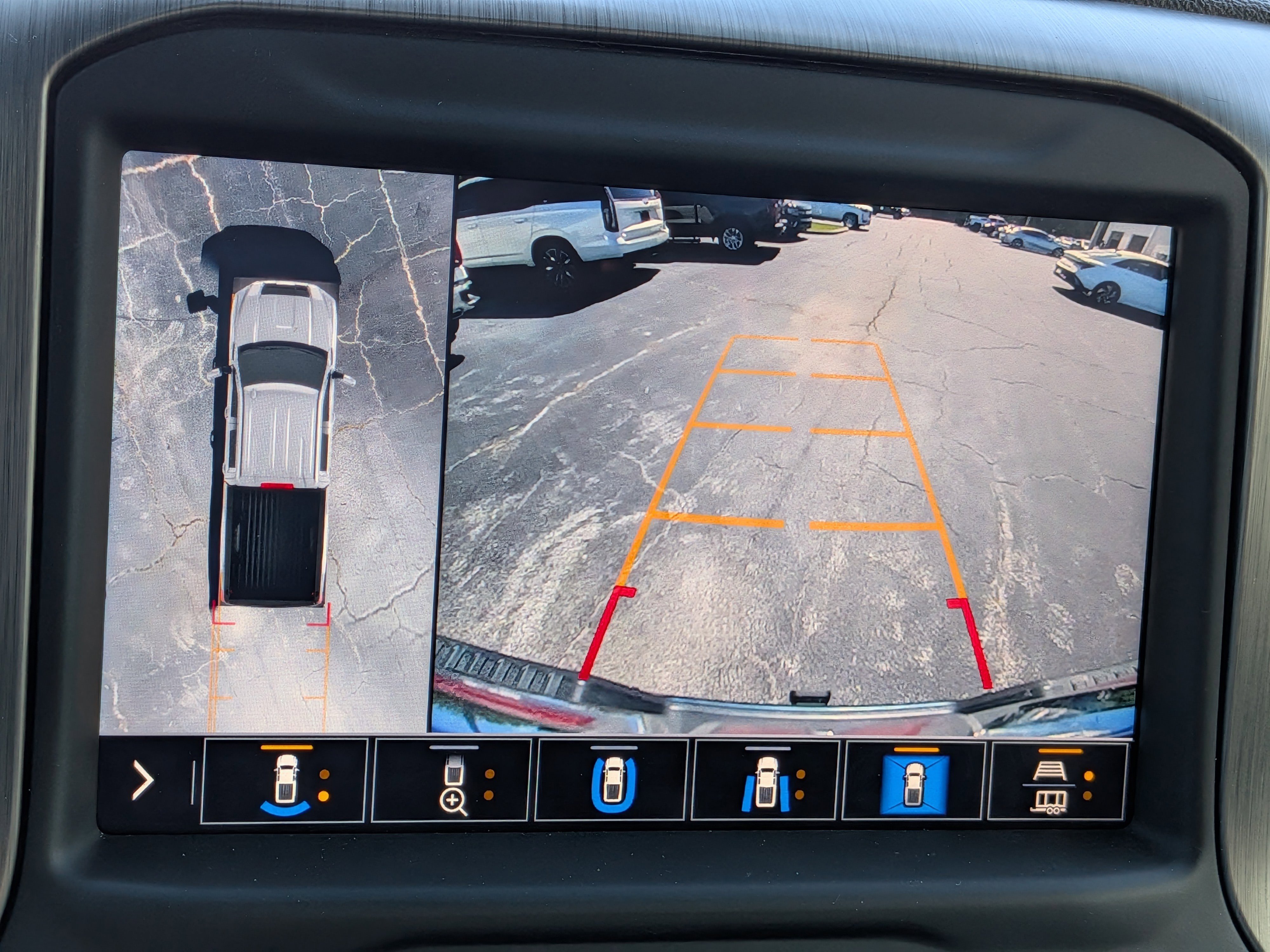 Certified 2020 GMC Sierra 2500 Denali w/ Denali Ultimate Package AWD/4WD image 32