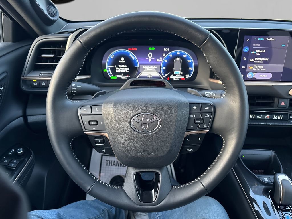 Used 2025 Toyota Crown Signia Limited image 28