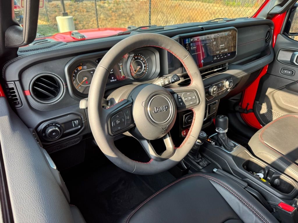 Used 2024 Jeep Wrangler Unlimited Rubicon image 17