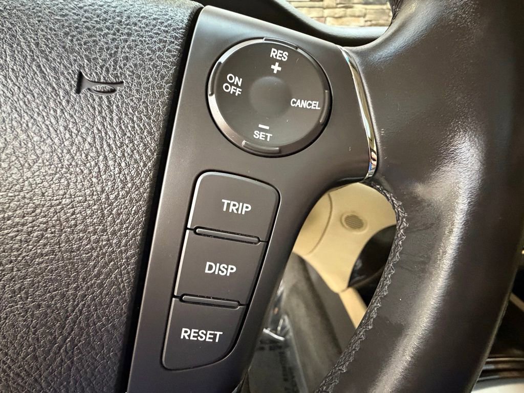 Used 2011 Hyundai Genesis 3.8 w/ Premium Navigation Pkg 3 RWD image 22