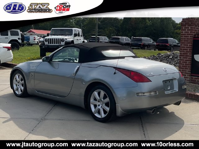 Used 2004 Nissan 350Z Enthusiast w/ Side Airbags Pkg RWD image 5