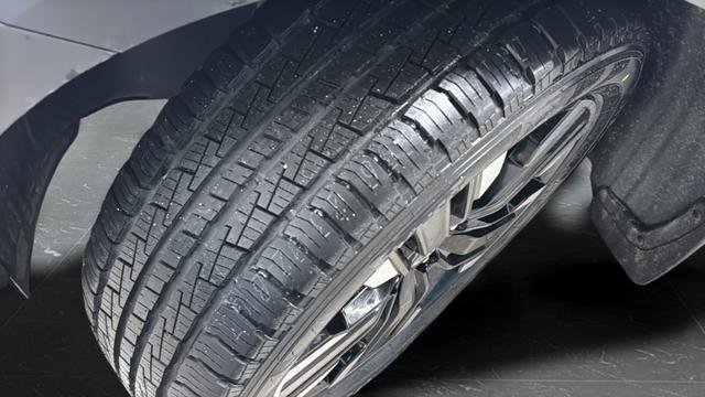 Used 2024 Kia Telluride SX image 31