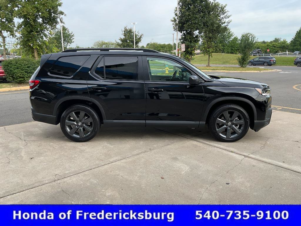 Certified 2026 Honda Pilot Sport image 6
