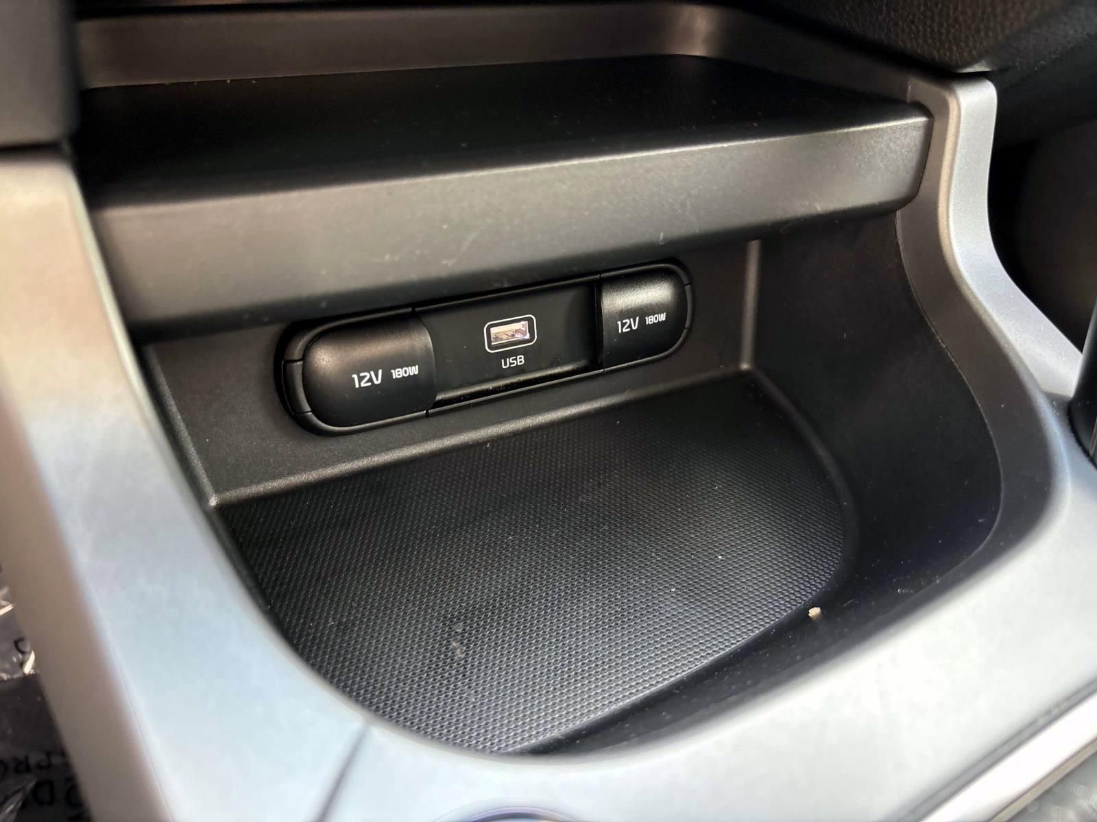 Used 2025 Kia Seltos LX AWD/4WD image 22