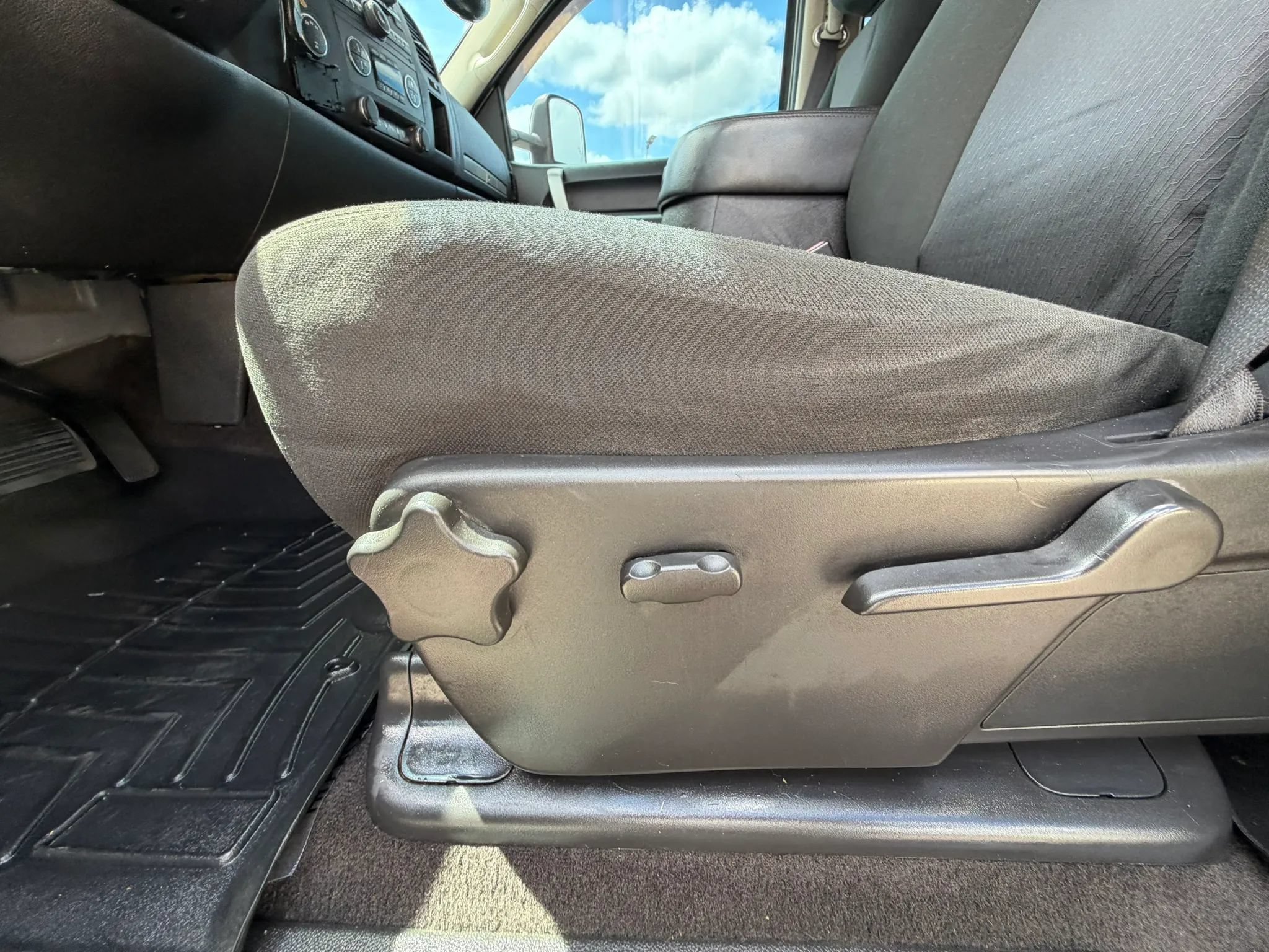 Used 2012 Chevrolet Silverado 2500 LT w/ Interior Plus Package AWD/4WD image 15
