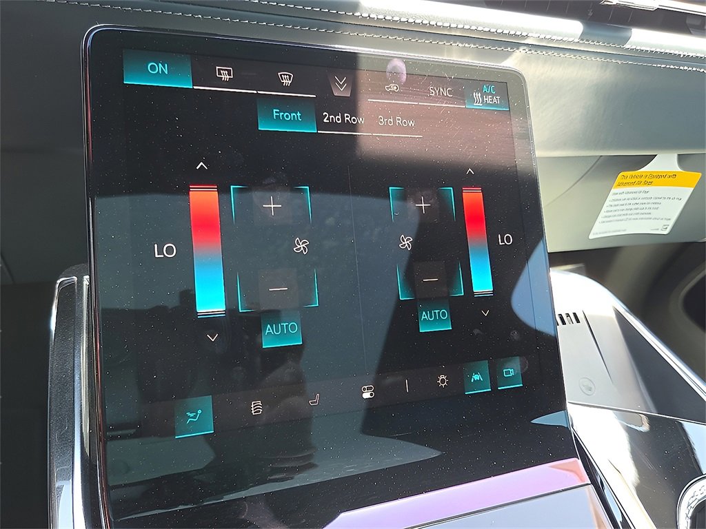 New 2025 Cadillac Escalade IQ Luxury 2 image 15