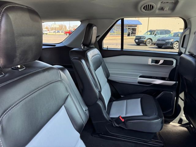 Used 2023 Ford Explorer XLT w/ Equipment Group 202A image 39