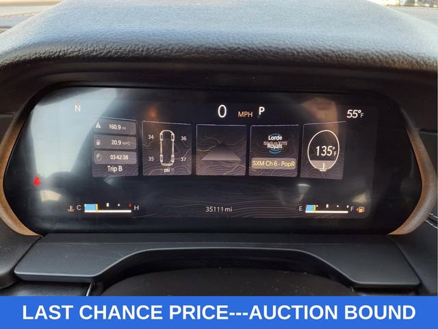 Used 2023 Jeep Grand Cherokee Altitude AWD/4WD image 32