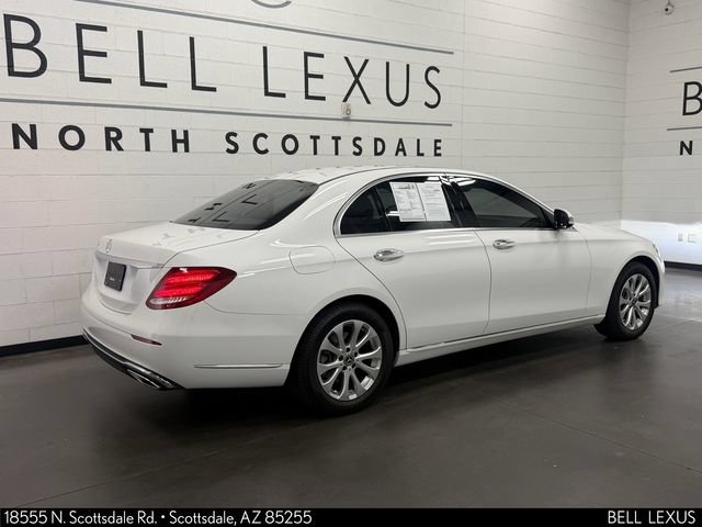 Used 2019 Mercedes-Benz E 300 image 4